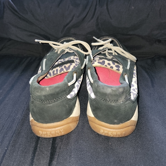 Sperry - Picture 3 of 3
